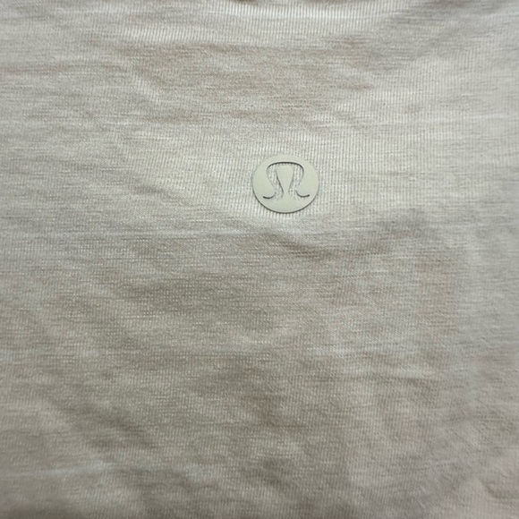 Lululemon back in action long sleeve shirt Prosecco pale linen size small - Picture 6 of 6